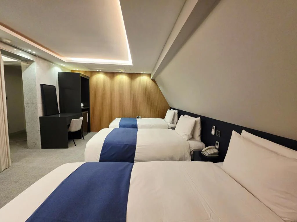 Blue Duck Hotel