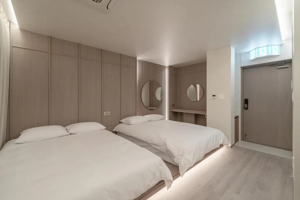 Estir Sinsa Hotel