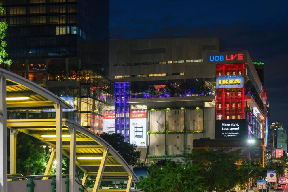 Kromo Bangkok, Curio Collection by Hilton